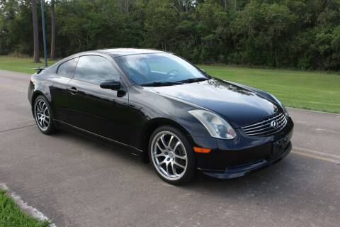 2005 Infiniti G35 for sale at Clear Lake Auto World in League City TX