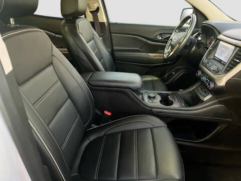 2022 GMC Acadia Denali