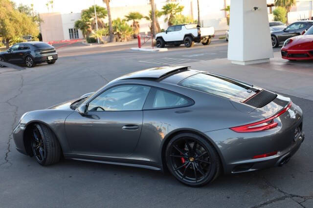 2017 Porsche 911 Carrera 4S