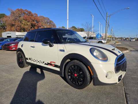 2015 MINI Hardtop 2 Door for sale at Central 1 Auto Brokers in Virginia Beach VA