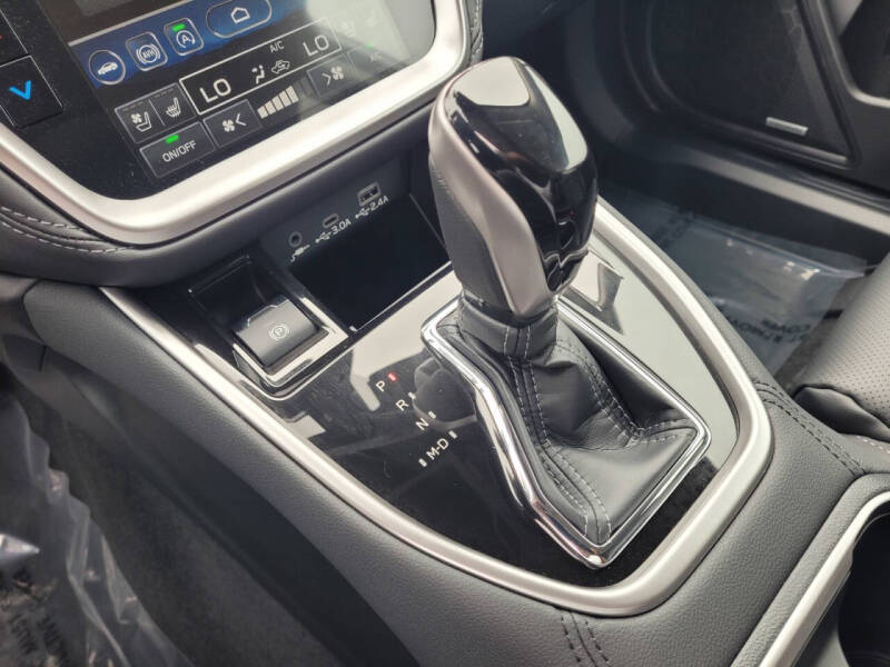 2024 Subaru Outback Touring