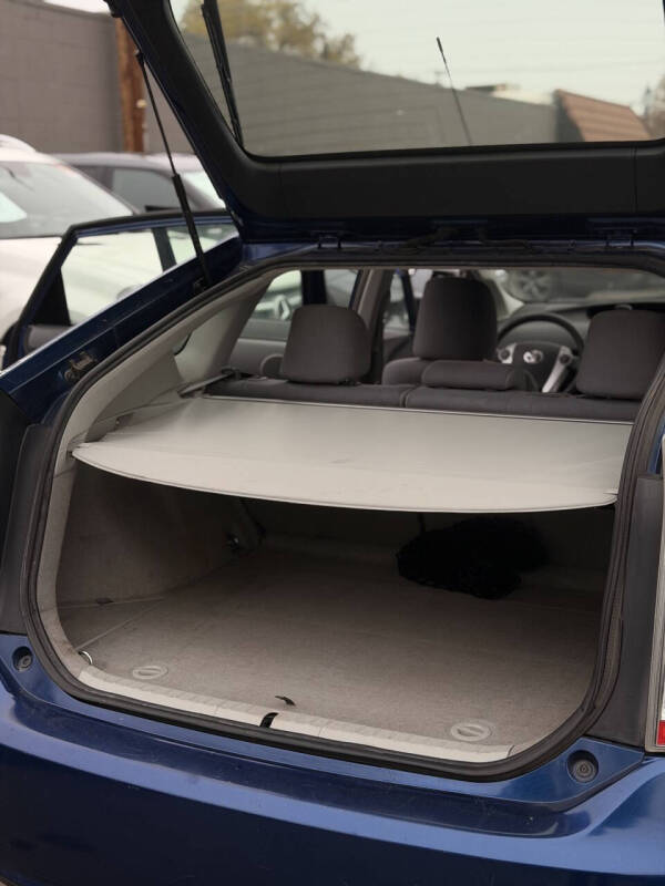 2010 Toyota Prius II