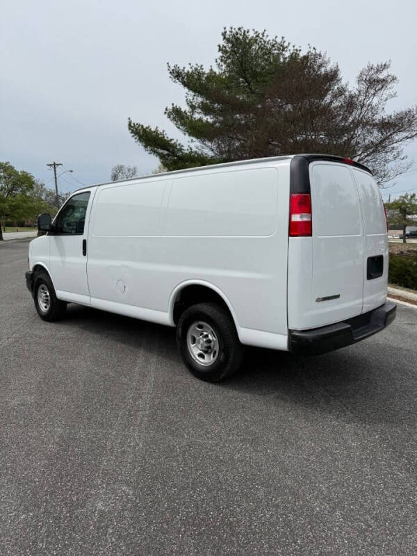 2020 Chevrolet Express 2500