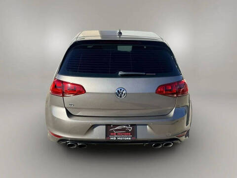 2017 Volkswagen Golf R 4Motion