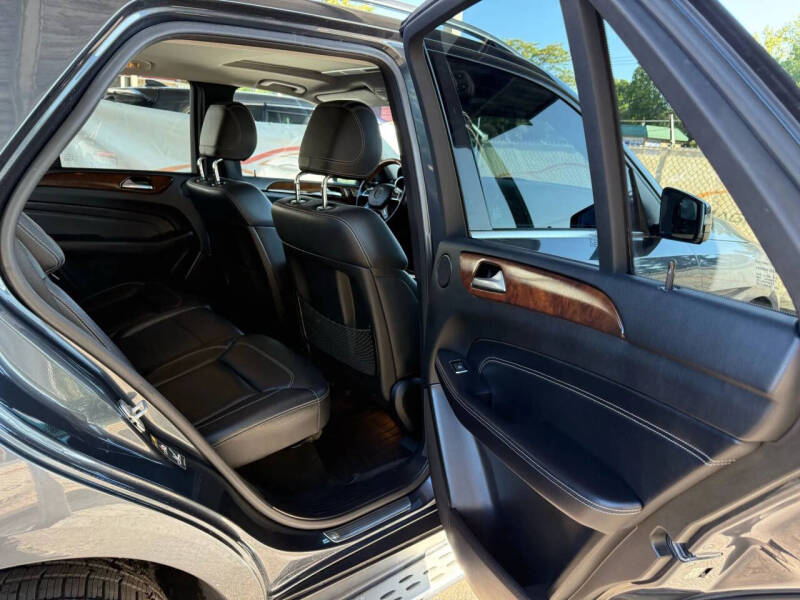 2012 Mercedes-Benz M-Class ML 550