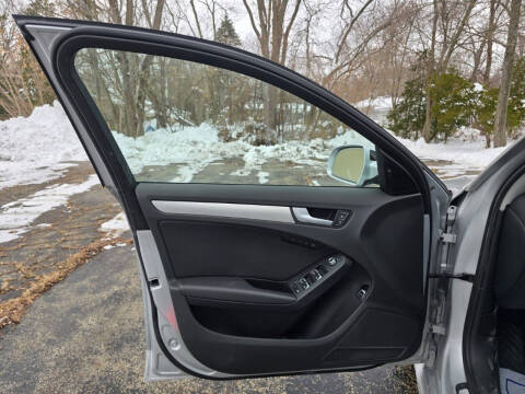 2014 Audi A4 2.0T quattro Premium Plus