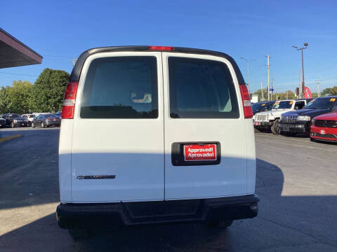 2019 Chevrolet Express 2500