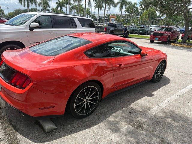2016 Ford Mustang EcoBoost Premium