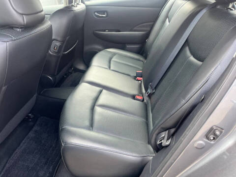 2017 Nissan LEAF SL