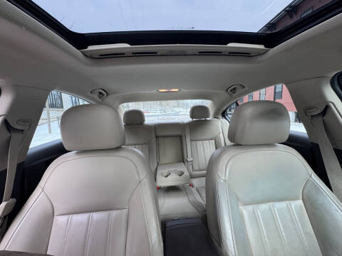 2012 Buick Regal Premium 2