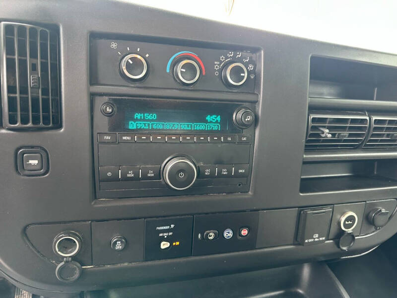 2017 Chevrolet Express 2500