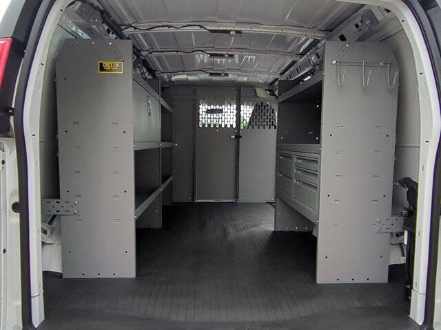 2025 Chevrolet Express 2500