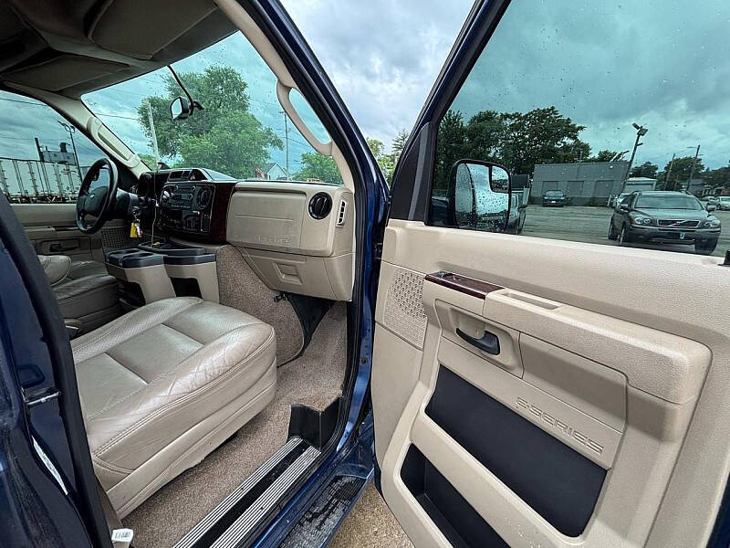 2011 Ford E-Series E-150