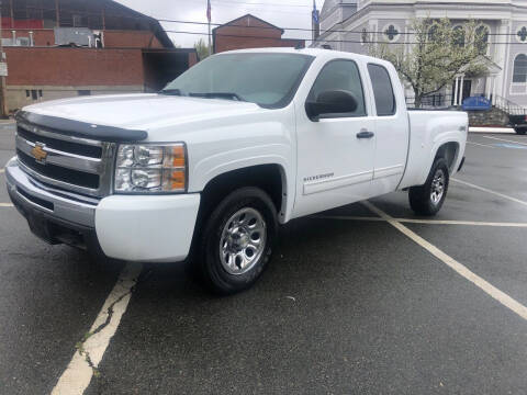 2010 Chevrolet Silverado 1500 for sale at Legacy Auto Sales in Peabody MA