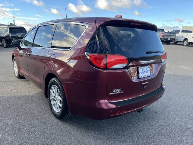 2018 Chrysler Pacifica LX