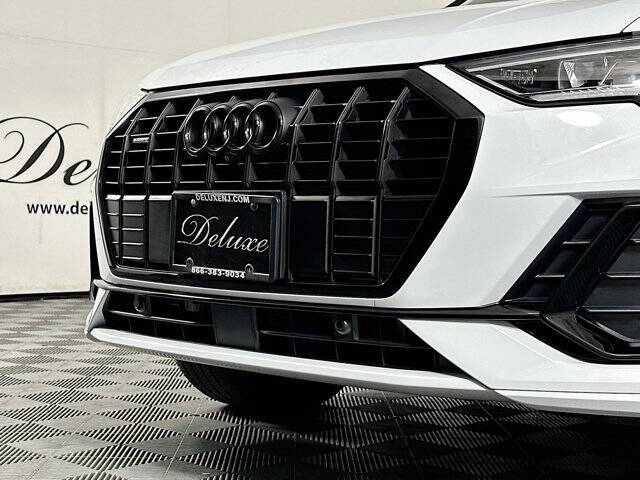 2024 Audi Q3 quattro S line Prem Plus 45 TFSI