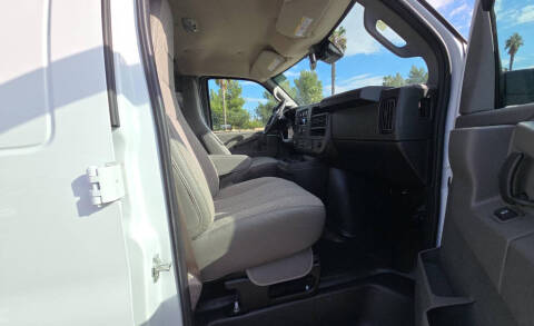 2025 Chevrolet Express 2500