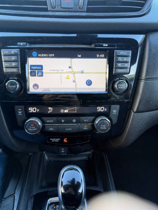 2017 Nissan Rogue SL