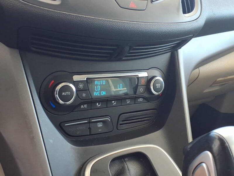 2013 Ford C-MAX Hybrid SE