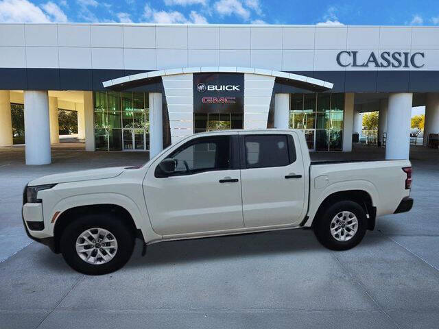 2025 Nissan Frontier S