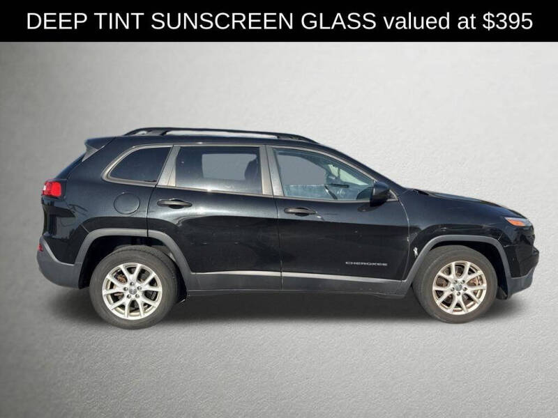 2016 Jeep Cherokee Sport