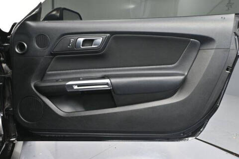 2022 Ford Mustang EcoBoost