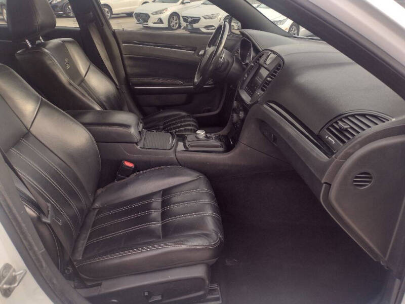 2021 Chrysler 300 S V6