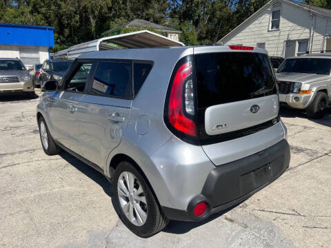 2014 Kia Soul +