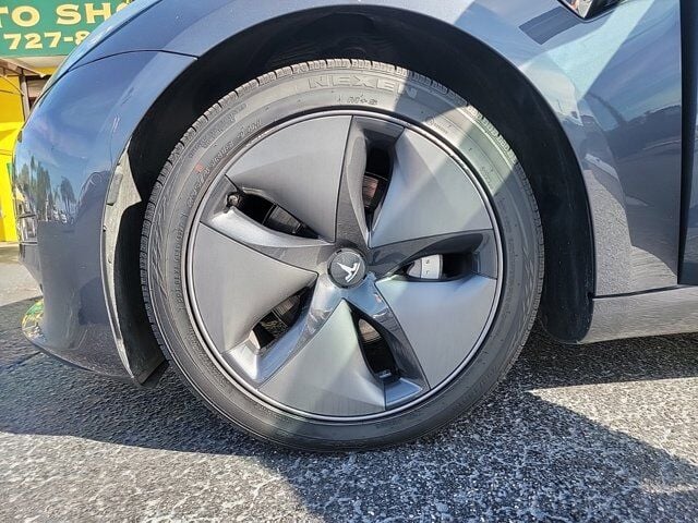 2019 Tesla Model 3 26