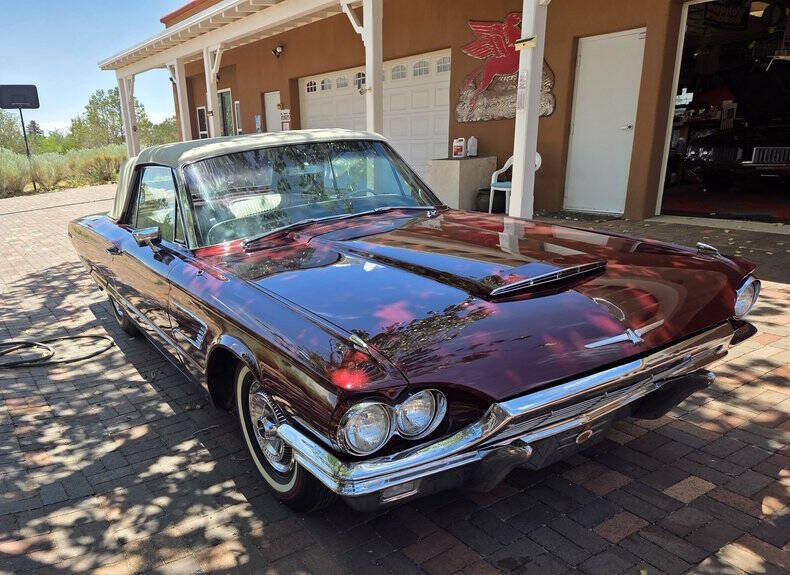 1965 Ford Thunderbird