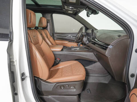 2022 Cadillac Escalade ESV Premium Luxury