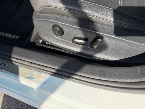 2018 Volkswagen Passat 2.0T S