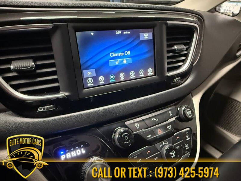 2020 Chrysler Pacifica Touring L