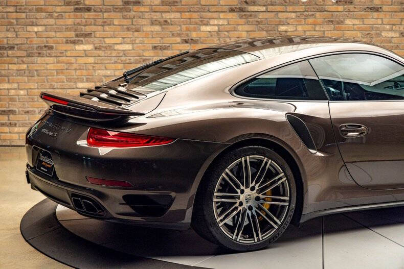 2015 Porsche 911