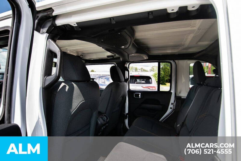 2024 Jeep Wrangler Sahara 4xe