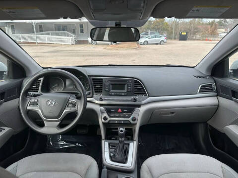 2017 Hyundai Elantra