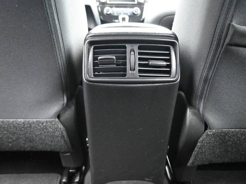 2022 Nissan Rogue Sport S