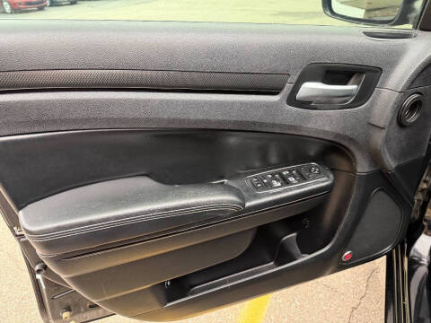 2016 Chrysler 300 S Alloy Edition