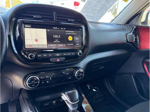 2020 Kia Soul GT-Line