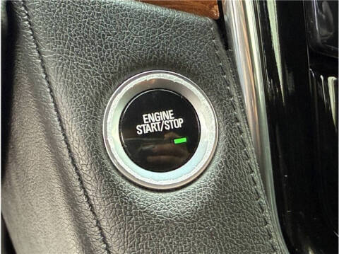 2017 Cadillac Escalade Standard