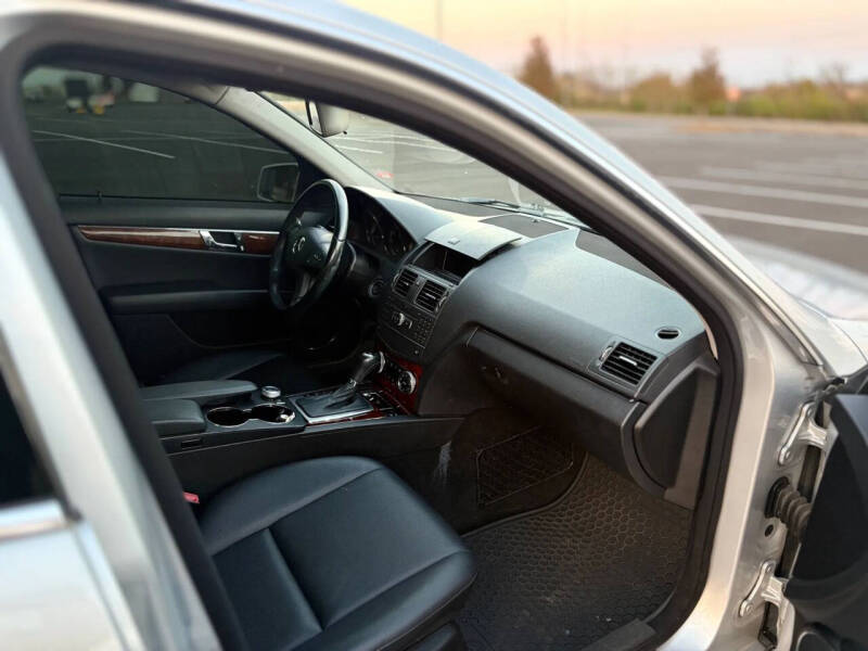 2011 Mercedes-Benz C-Class