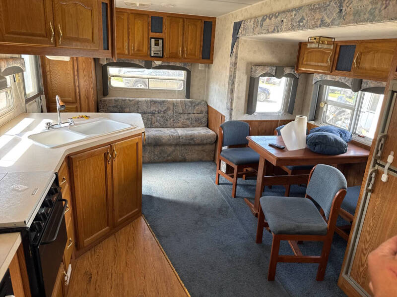 2003 Forest River Cherokee