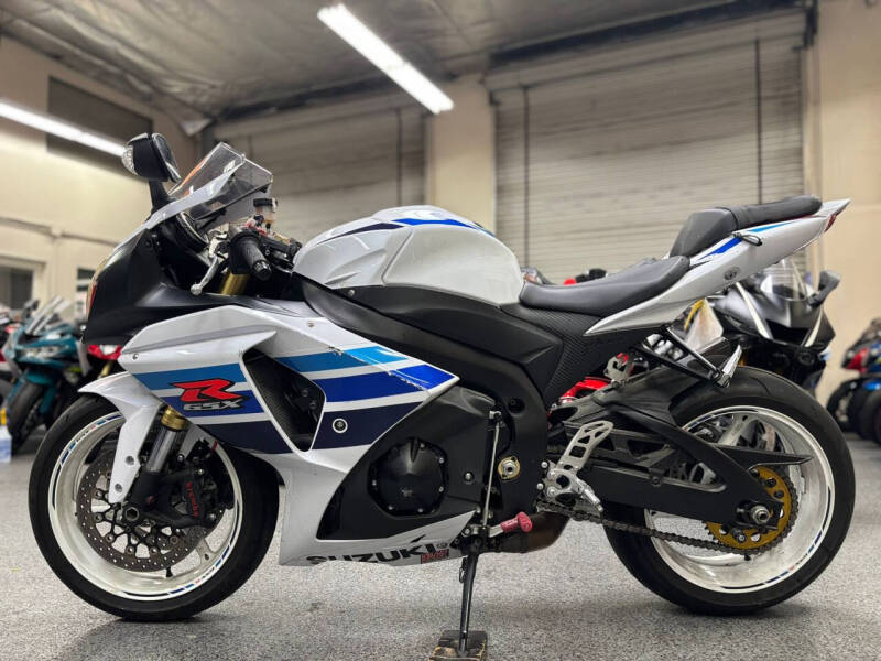 2013 Suzuki GSX-R1000