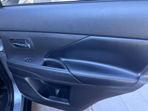 2019 Mitsubishi Outlander