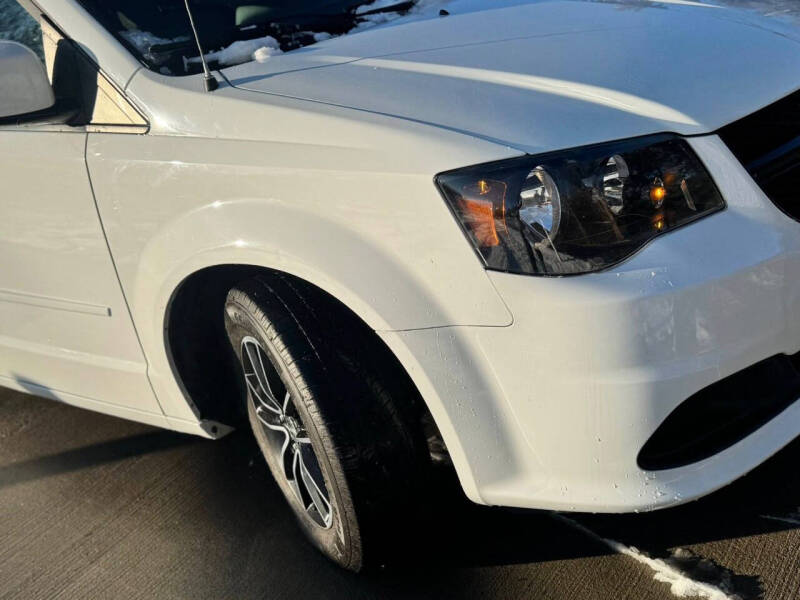 2017 Dodge Grand Caravan SE