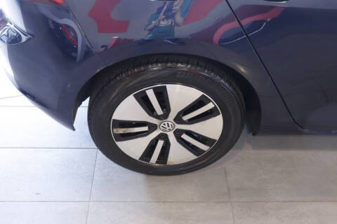 2016 Volkswagen e-Golf SEL Premium