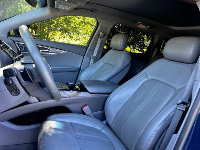 2019 Lincoln Nautilus Reserve