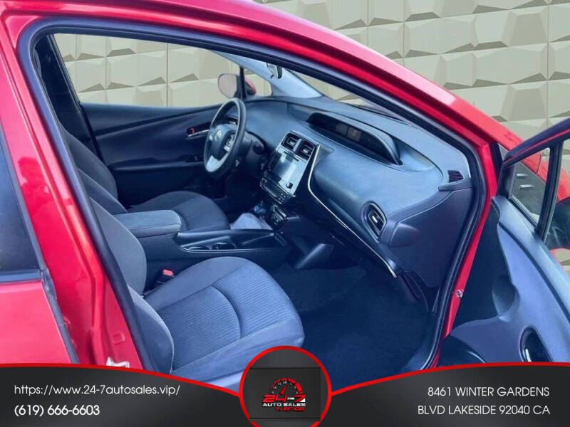 2017 Toyota Prius Two