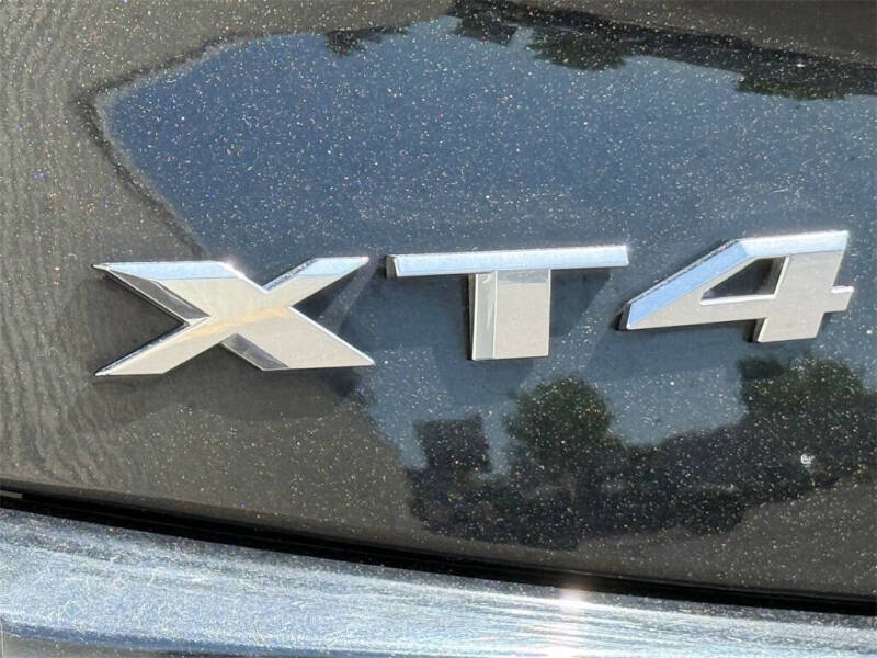 2022 Cadillac XT4 Sport