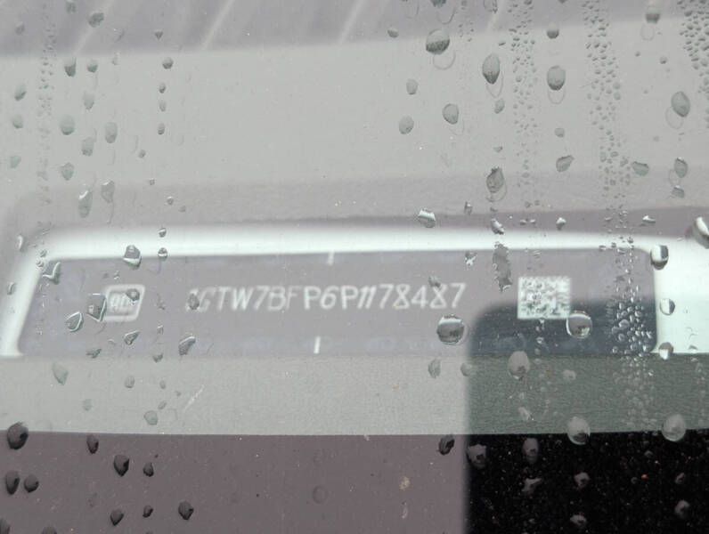 2023 GMC Savana 2500